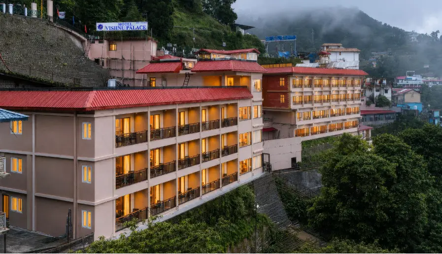 Hotel Vishnu Palace